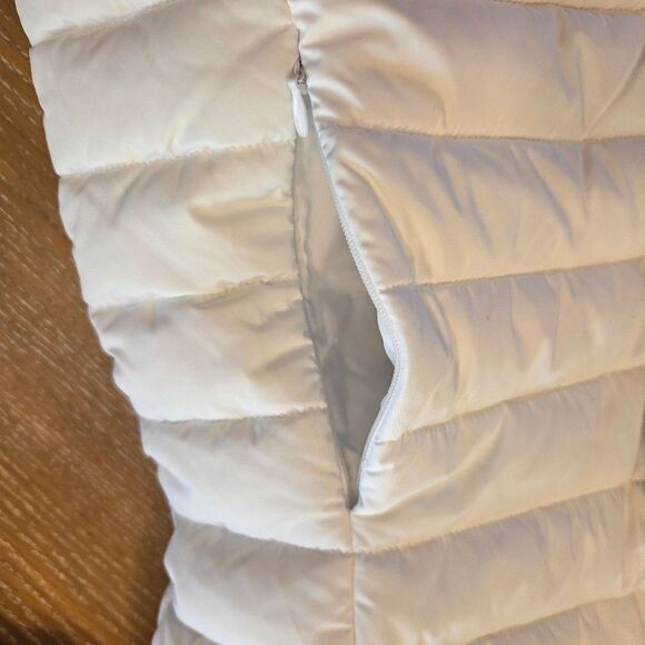 NWT Tommy Hilfiger Women's Puffer Coat White Removable Faux Fir Hood Trim S - Picture 8 of 10